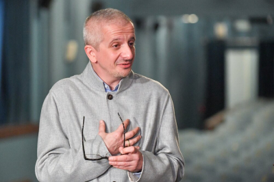 Богомолов хочет заставить будущих артистов учить французский и историю искусств