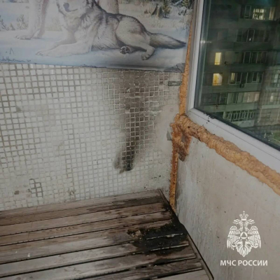 Челнинец попытался потушить пожар на балконе и получил ожоги