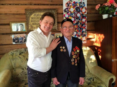 Габделфәт Сафин: &laquo;Әти тормышын ничек матур итеп яшәсә, китүен дә шулай китте&raquo;
