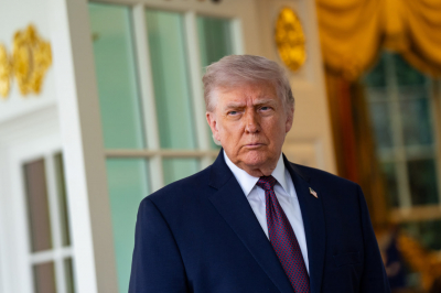 Трамп объявил, что навсегда открыл Ормузский пролив: &laquo;Разве это не&nbsp;лучше, чем воевать?&raquo;