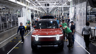 Слабый отчет производителя электромобилей Rivian не отпугнул инвесторов