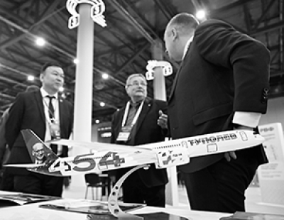 Корабли Балтфлота провели артиллерийские стрельбы по мишеням