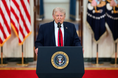 Atlantic рассказал, почему Трамп проигрывает торговую войну с Канадой