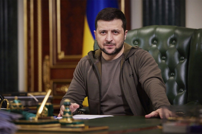Зеленский решил улучшить имидж Украины в Польше