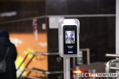 В метро Казани произошел сбой при оплате проезда картами