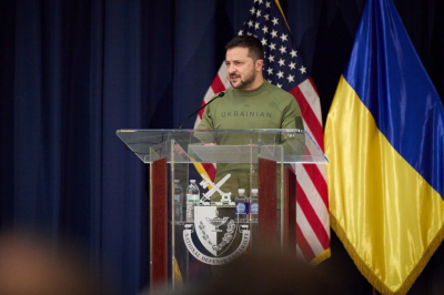 Олейник заявил, что Зеленский уязвим из-за компромата и скандалов