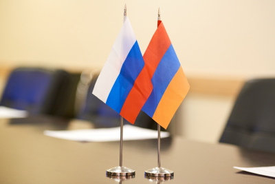 Захарова ответила на обвинения в фейках по Армении