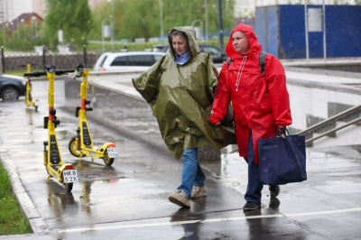 Ночная прохлада до +8 и ливни с грозами: погода в Москве в начале недели