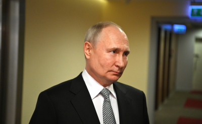 Путин в День защиты детей вручит награды девяти многодетным семьям