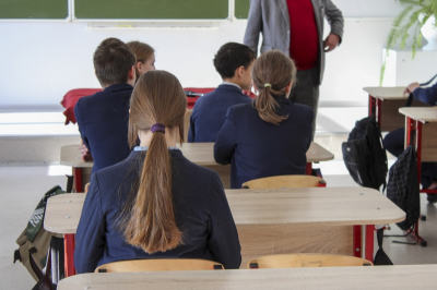 За парты в Свердловской области сядет 41 тысяча первоклассников