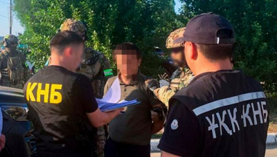 Подозреваемых в вымогательстве у предпринимателей задержали в Уральске