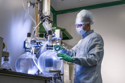 Серяков: человечество приблизилось к победе над раком