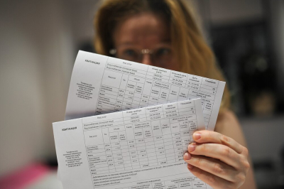 Shot: женщина получила счет за свет на 126 тысяч рублей в Калининграде