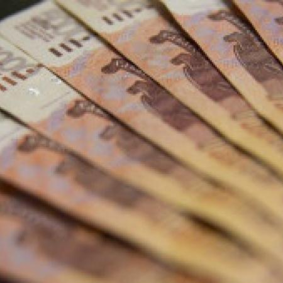 Россиянам рассказали, почему не стоит держать наличные дома