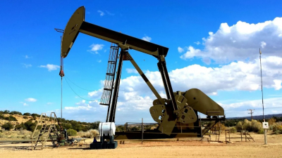 Нефть Brent дешевеет на фоне переговоров о мире в Газе