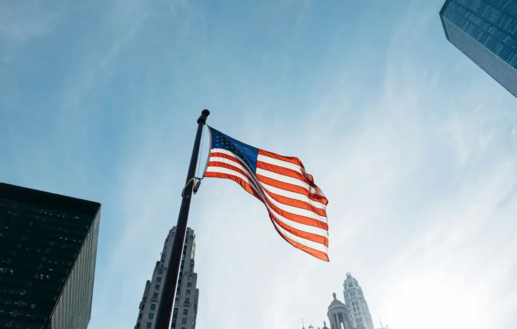 Экономика США готовится к двойному удару