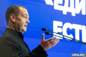 Медведев предсказал крах Армении из-за изменившихся отношений с РФ