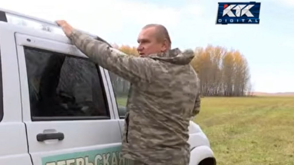«Мне зажали руку и ехали»: егеря пострадали во время VIP-охоты с участием «непростых людей» в Казахстане