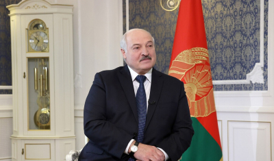 Лукашенко пообещал устроить министру обороны Хренину проверкой физподготовки