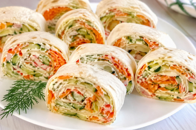 Три ингредиента в лаваш и через 5 минут на столе рулет: такой простой и вкусный, что его хочется готовить постоянно