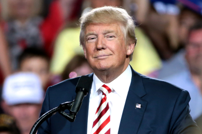 Axios: Трамп выбирает между Рубио и Вэнсом для кандидатуры преемника
